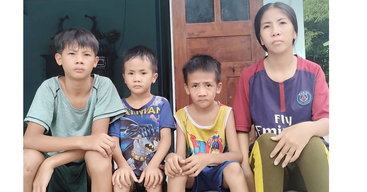 Bà nội nghèo nuôi 4 cháu mồ côi