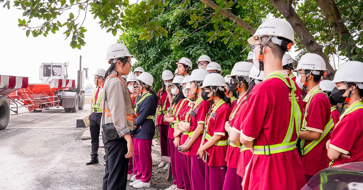 Học bổng doanh nghiệp tài trợ: Mở rộng sự nghiệp cho sinh viên SIU