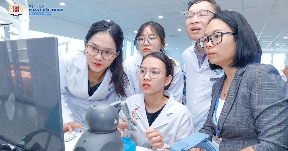 Trường ĐH Phan Châu Trinh tiên phong ứng dụng AI và công nghệ sinh học y khoa