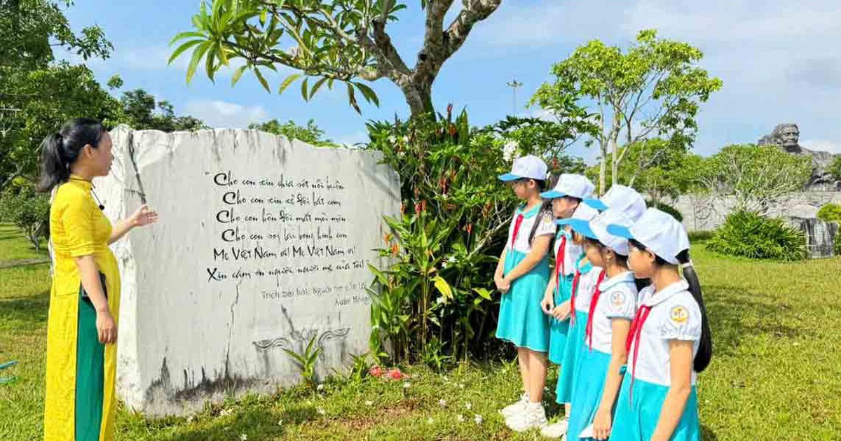Vần thơ lửa cháy
