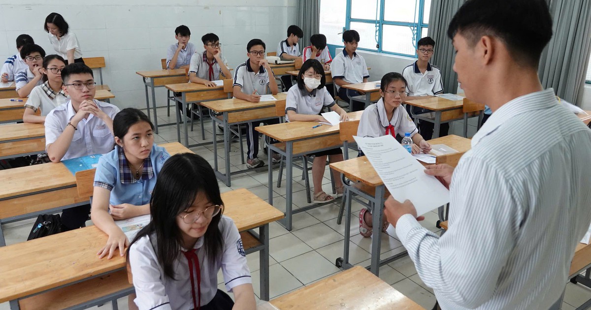 Luật Nhà giáo không chỉ ghi nhận về thu nhập mà còn là trách nhiệm