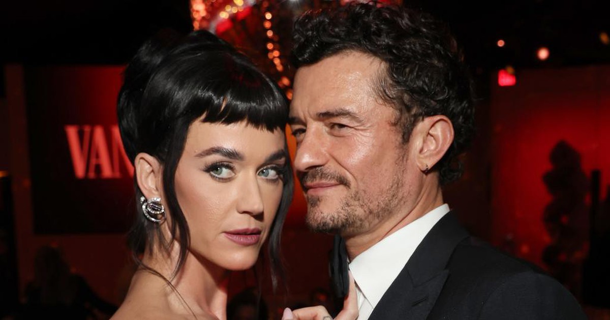 Katy Perry tháo nhẫn đính hôn giữa tin đồn chia tay Orlando Bloom