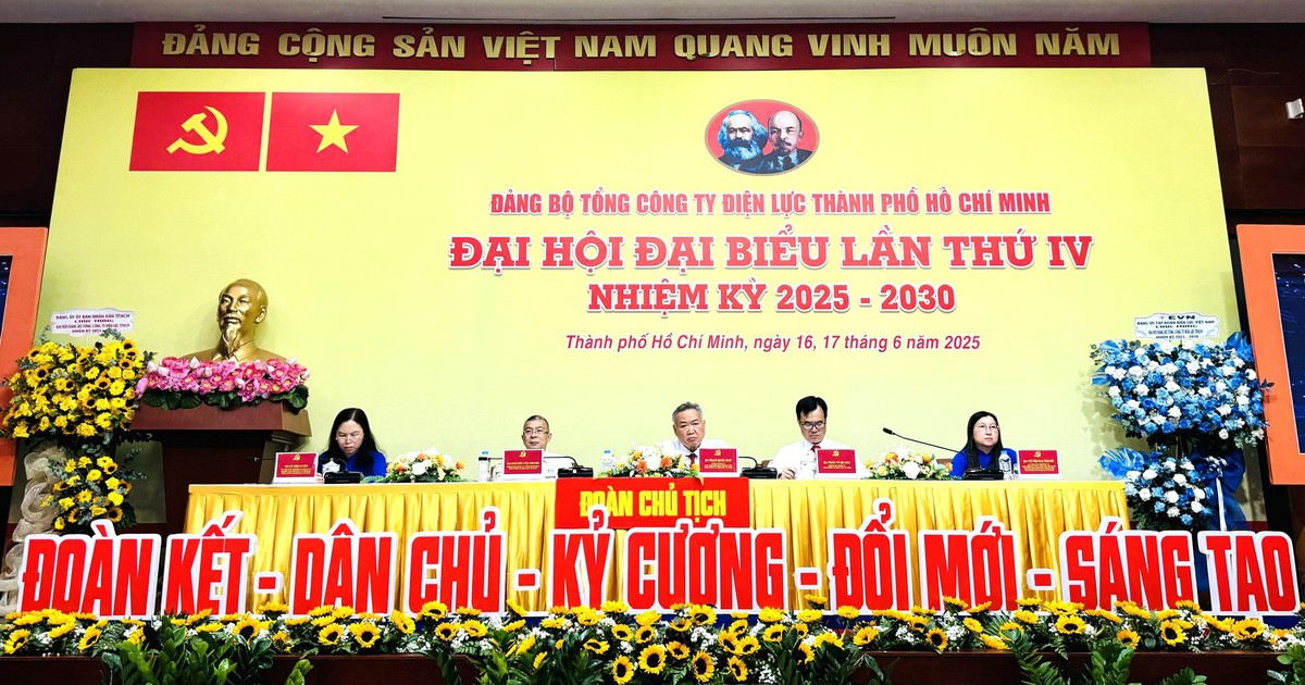 EVNHCMC 100% trạm 110 kV không người trực, toàn bộ lưới trung thế được điều khiển từ xa
