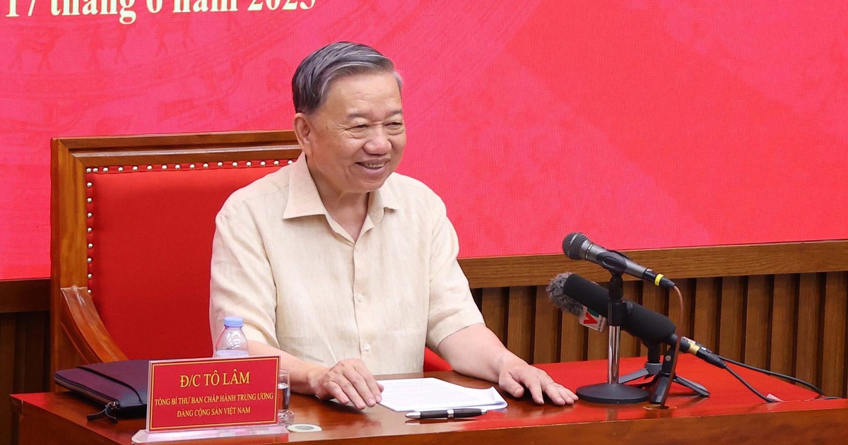Xây dựng đội ngũ cán bộ đưa đất nước bước vào kỷ nguyên mới