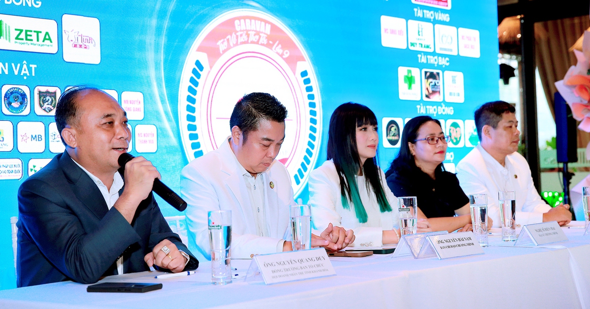 'Trở về tuổi thơ tôi', hành trình thiện nguyện đến với đồng bào nghèo