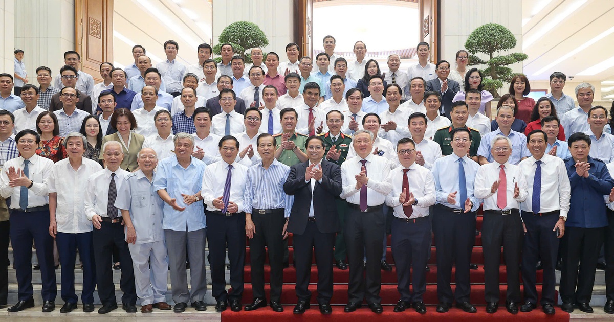 Thủ tướng: Phát huy truyền thống trăm năm báo chí cách mạng, 'tâm sáng - lòng trong - bút sắc'