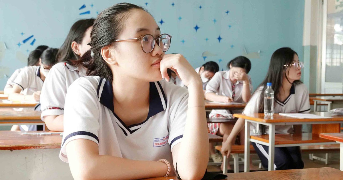 Thi tốt nghiệp THPT: Nửa thế kỷ cải tiến và đổi mới