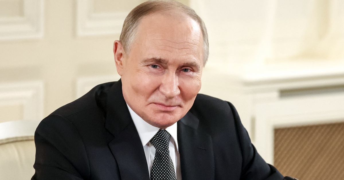 Tổng thống Putin nêu thời điểm có thể gặp Tổng thống Ukraine Zelensky