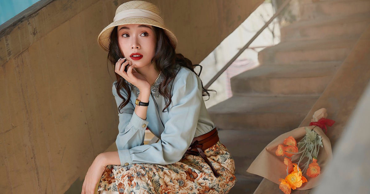 Chân váy hoa cổ điển trở lại, đẹp từ công sở đến đường phố