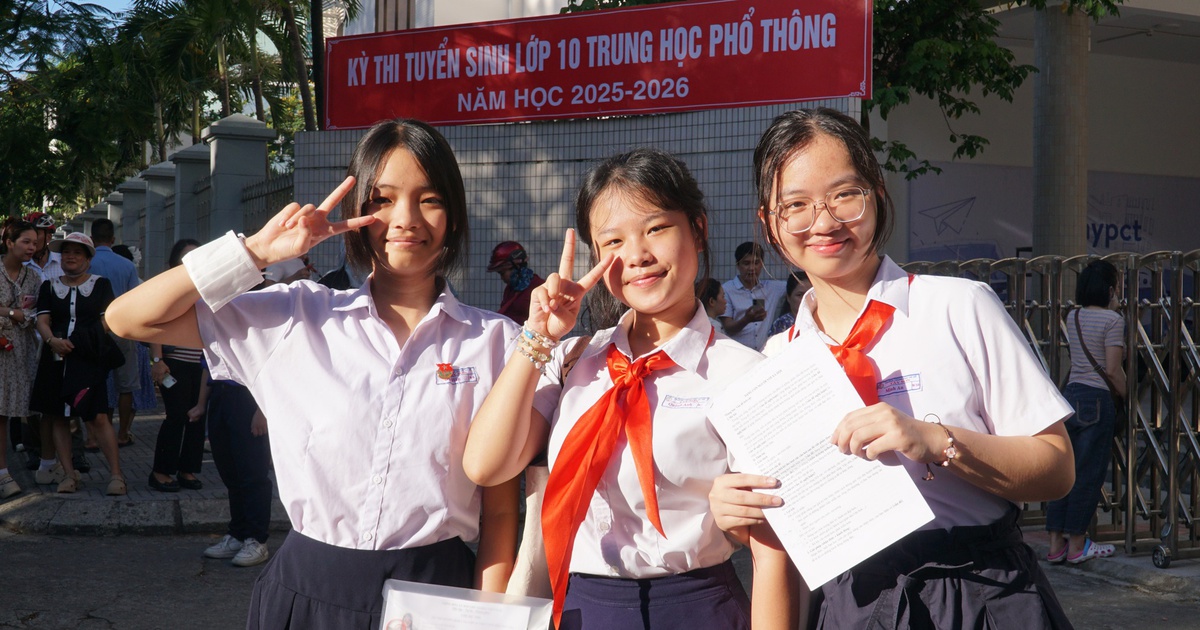 Tuyển sinh lớp 10: Gửi ước mơ của ba mẹ vào trang giấy thi