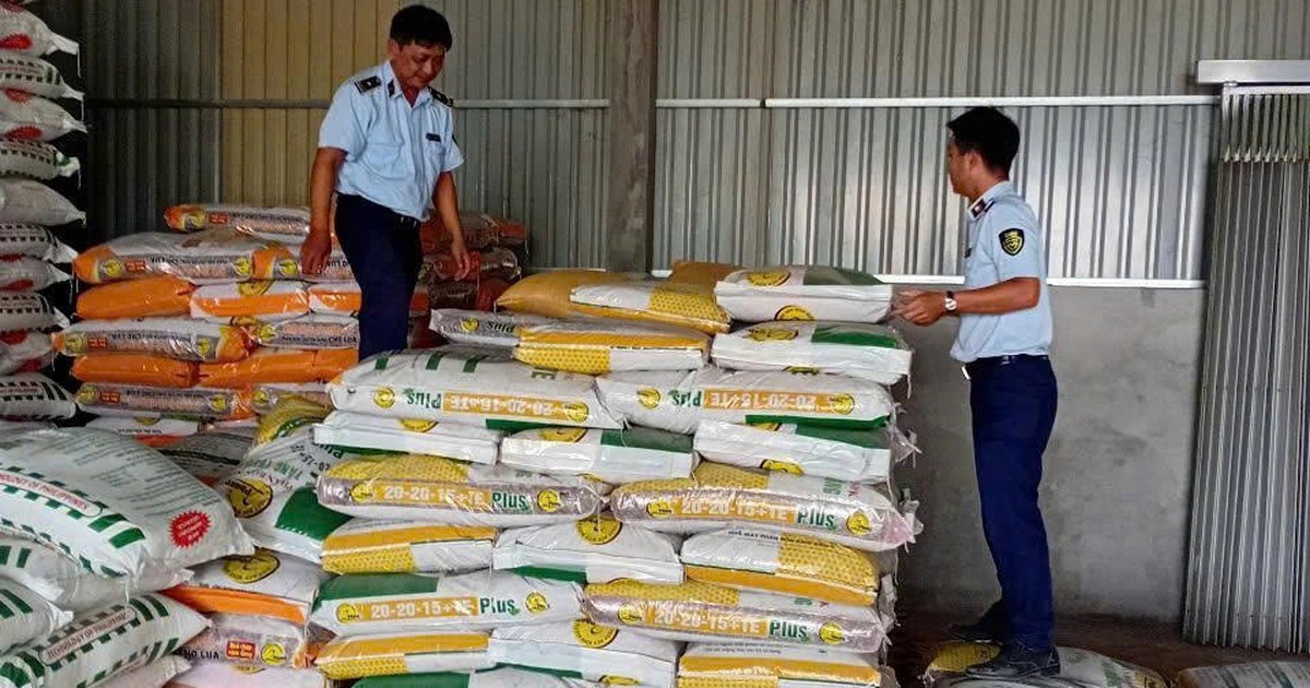 Không để phân bón giả 'ém hàng', né truy quét