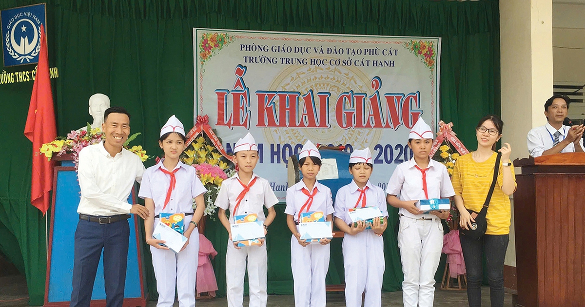 Trả ơn đời bằng l&ograve;ng tử tế