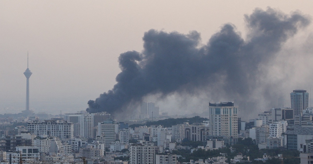 Israel điều hơn 60 chiến đấu cơ tấn c&ocirc;ng thủ đ&ocirc; Iran