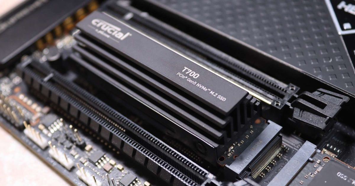 Liệu có thể gắn ổ SSD PCIe 5.0 vào bo mạch chủ PCIe 4.0?