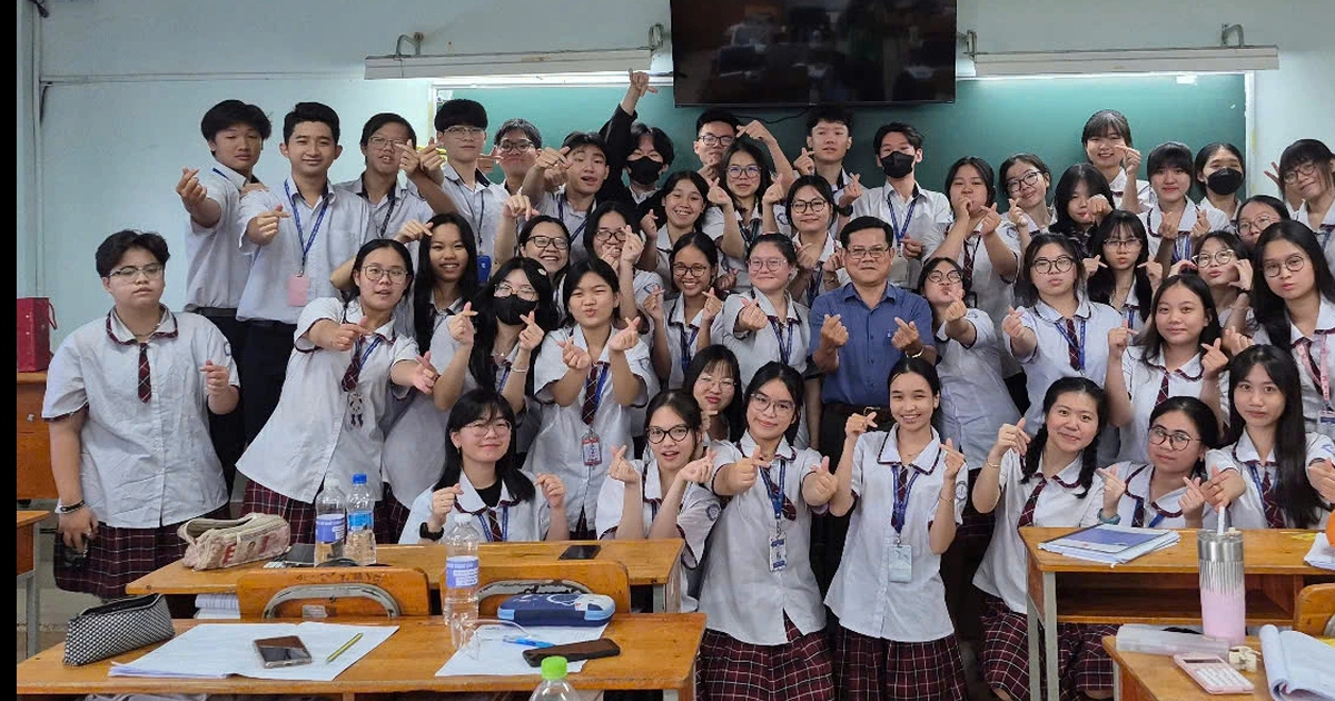 Viết báo để thêm yêu nghề dạy học