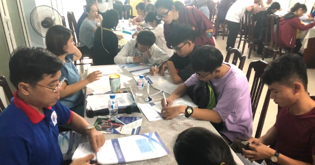 Trường CĐ Kinh tế đối ngoại công bố điểm chuẩn học bạ, tiếp tục nhận hồ sơ