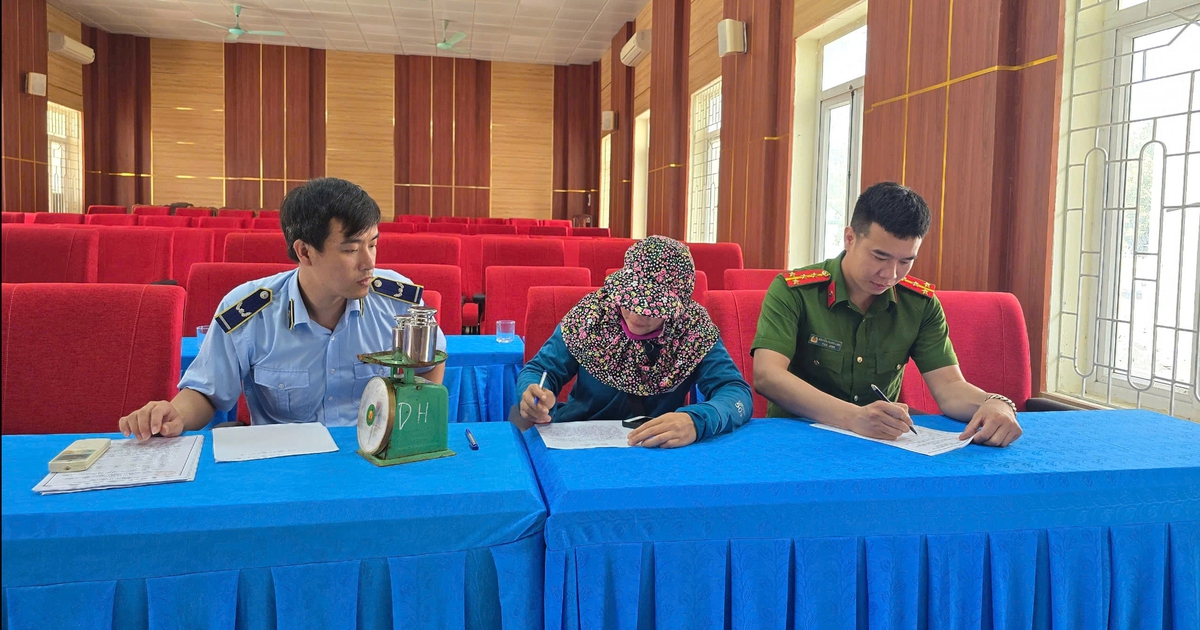 Xử phạt hành chính người bán hải sản cân thiếu cho khách du lịch