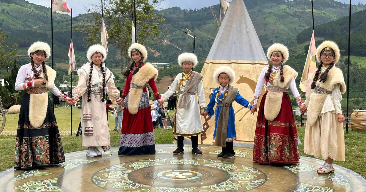 Phim trường Mongo Land điểm du lịch ‘ngàn góc sống ảo’