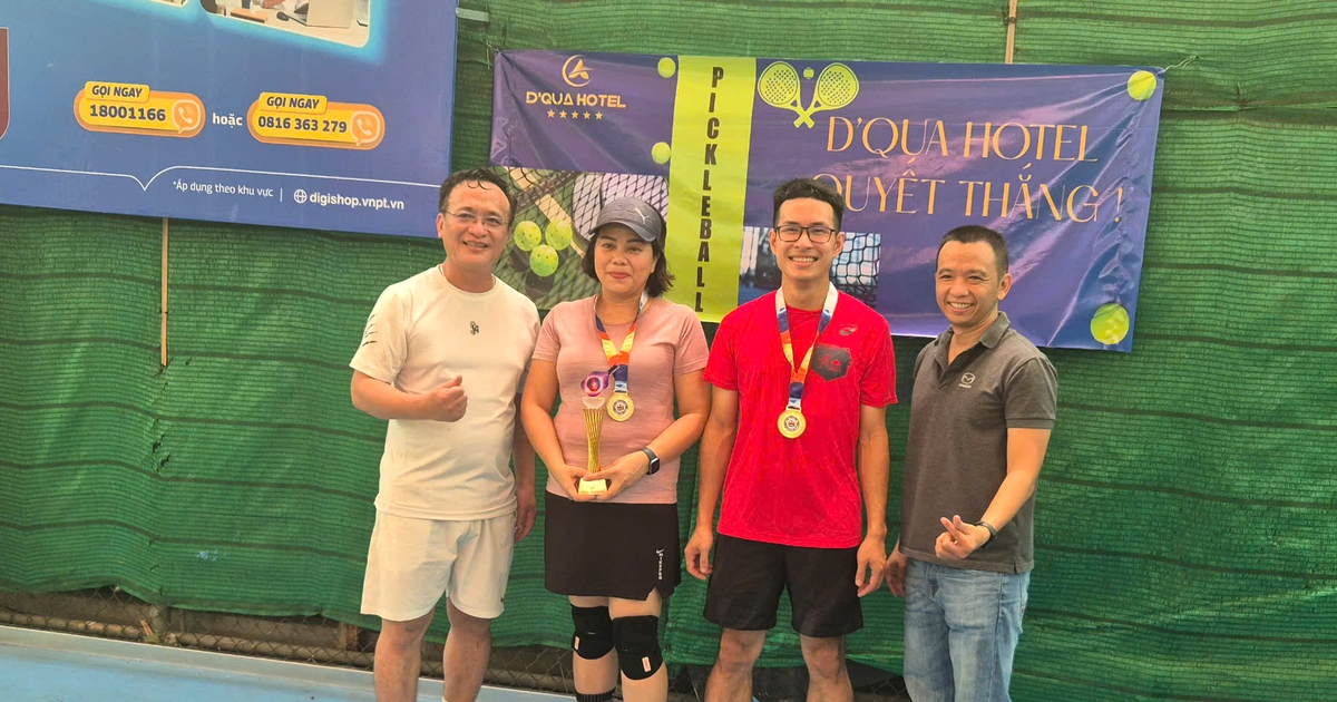 Nhiều trận cầu kịch tính tại giải Pickleball TPBank Nha Trang 2025