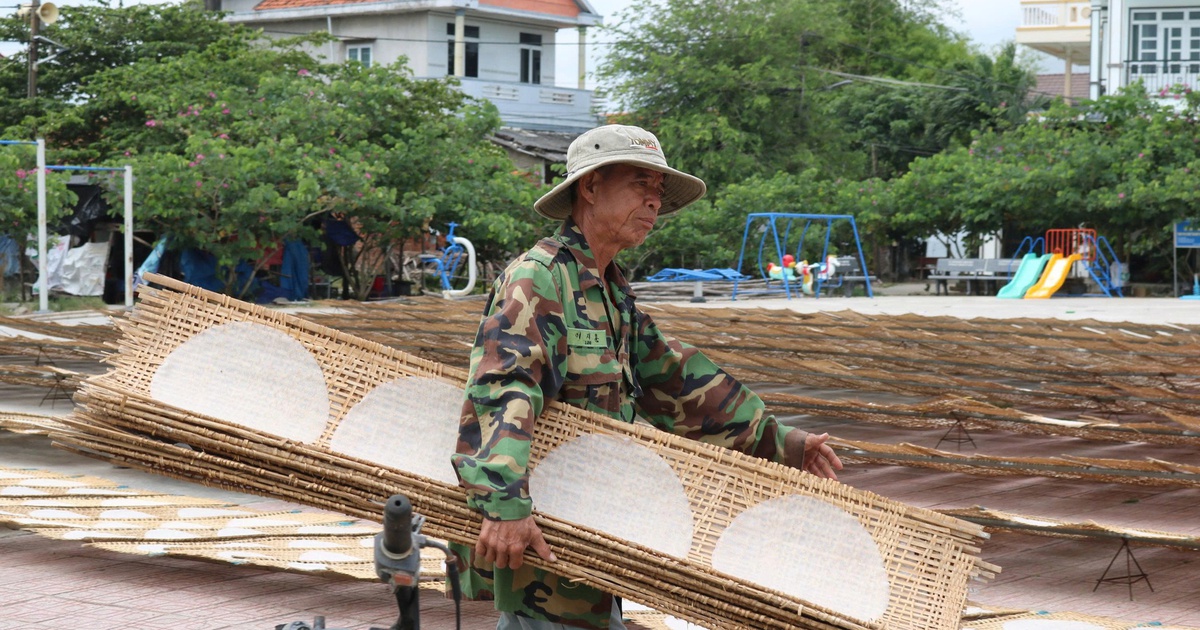 Bánh tráng Phú Yên - Từ món lương khô đến di sản văn hóa phi vật thể