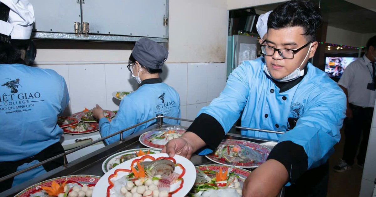 Tuyển sinh lớp 10 – Hướng đi mới vững chắc cùng Trường Trung cấp Việt Giao