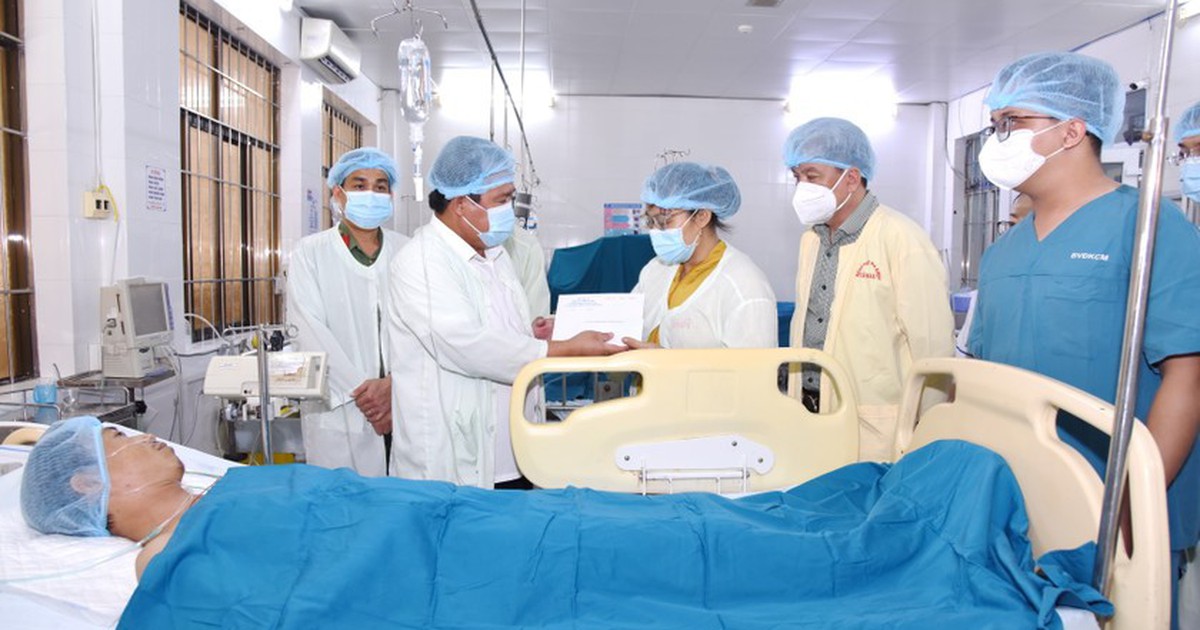 Cà Mau: Cán bộ bảo vệ ANTT bị đâm đã qua cơn nguy kịch