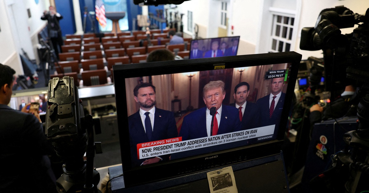 Mỹ cảnh báo công dân khắp thế giới, ông Trump tuyên bố mập mờ về Iran