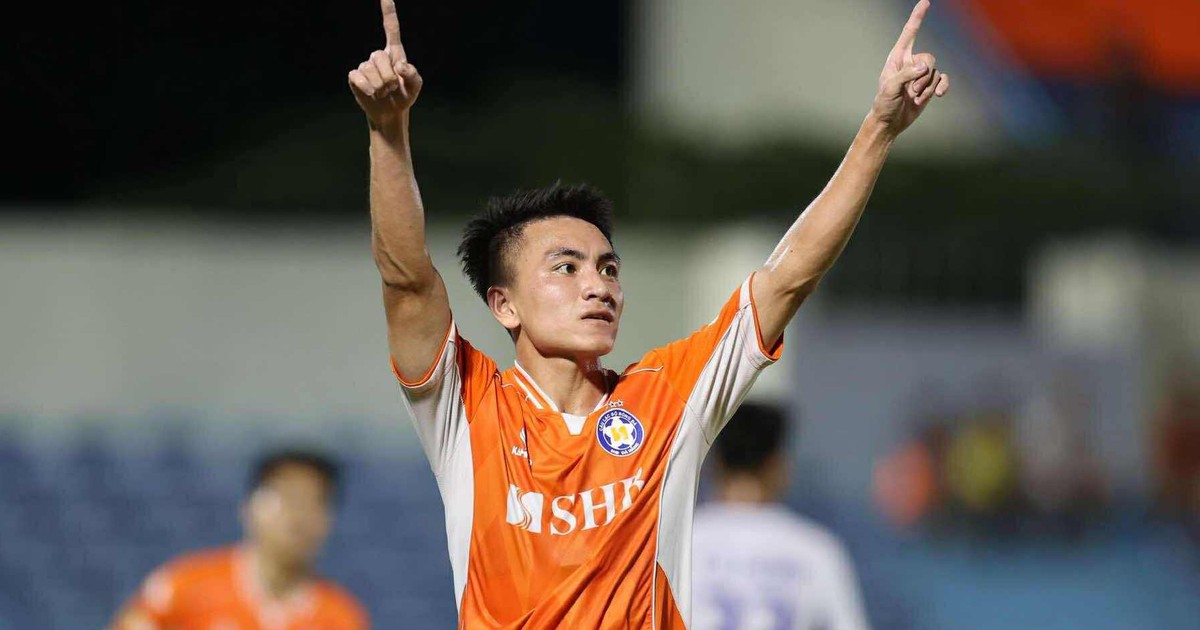 Đà Nẵng và Bình Phước đấu play-off tranh vé V-League: Công Phượng so tài Bùi Tiến Dũng khi nào?