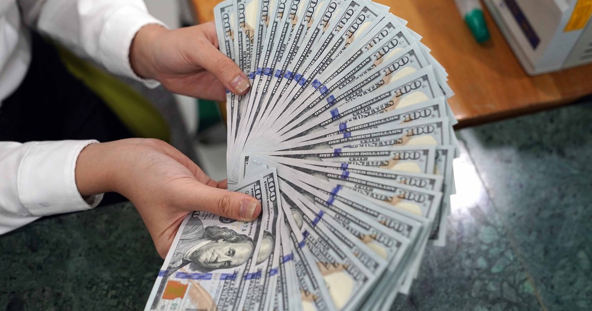 Giá USD hôm nay 22.6.2025: Tăng vọt lên đỉnh mới