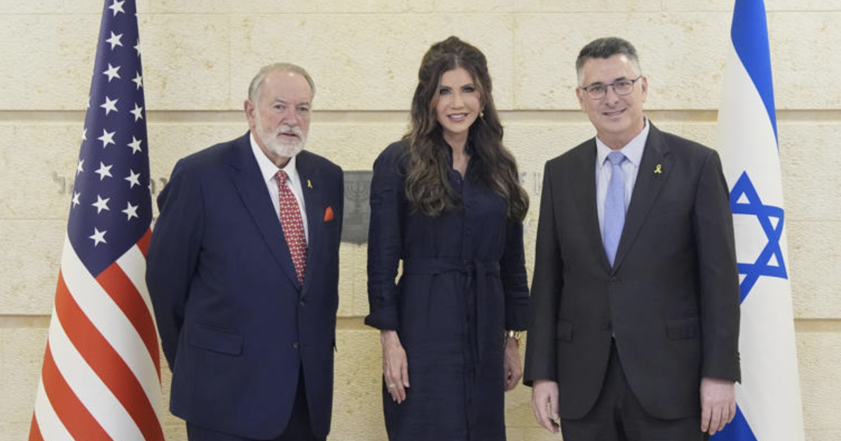 Mỹ sơ tán công dân khỏi Israel, Lầu Năm Góc tấn công cơ sở hạt nhân Iran