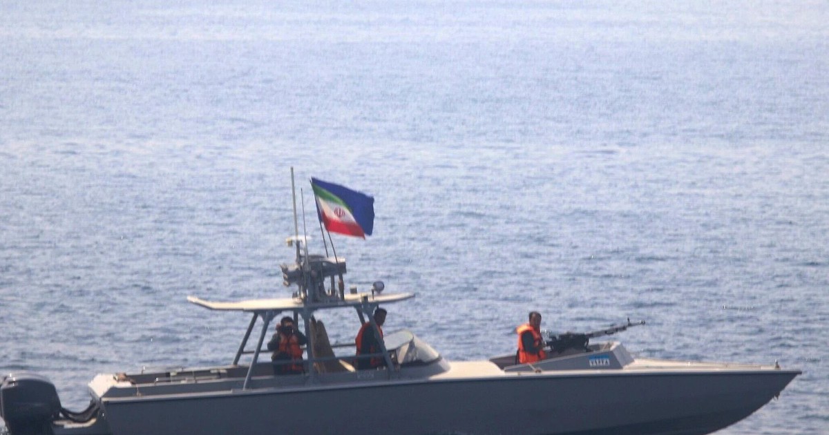 Giải mã 'lá bài' Hormuz của Iran khi đối đầu Mỹ