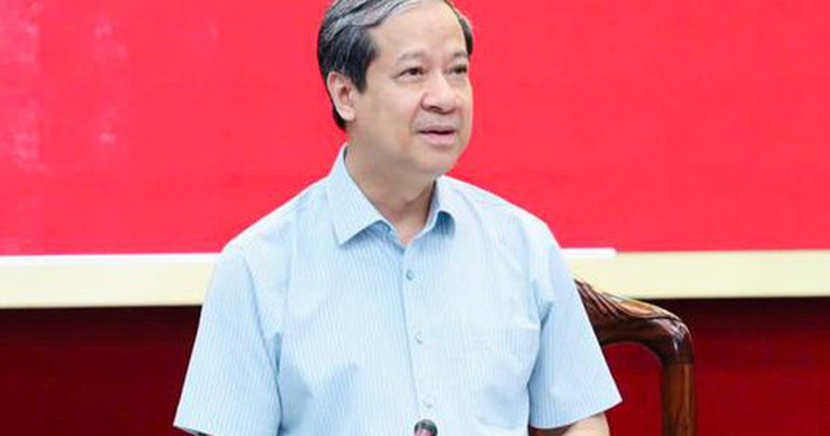 Bộ trưởng GD-ĐT: Dạy học thoải mái sáng tạo, coi thi 'cứ đúng quy định mà làm'