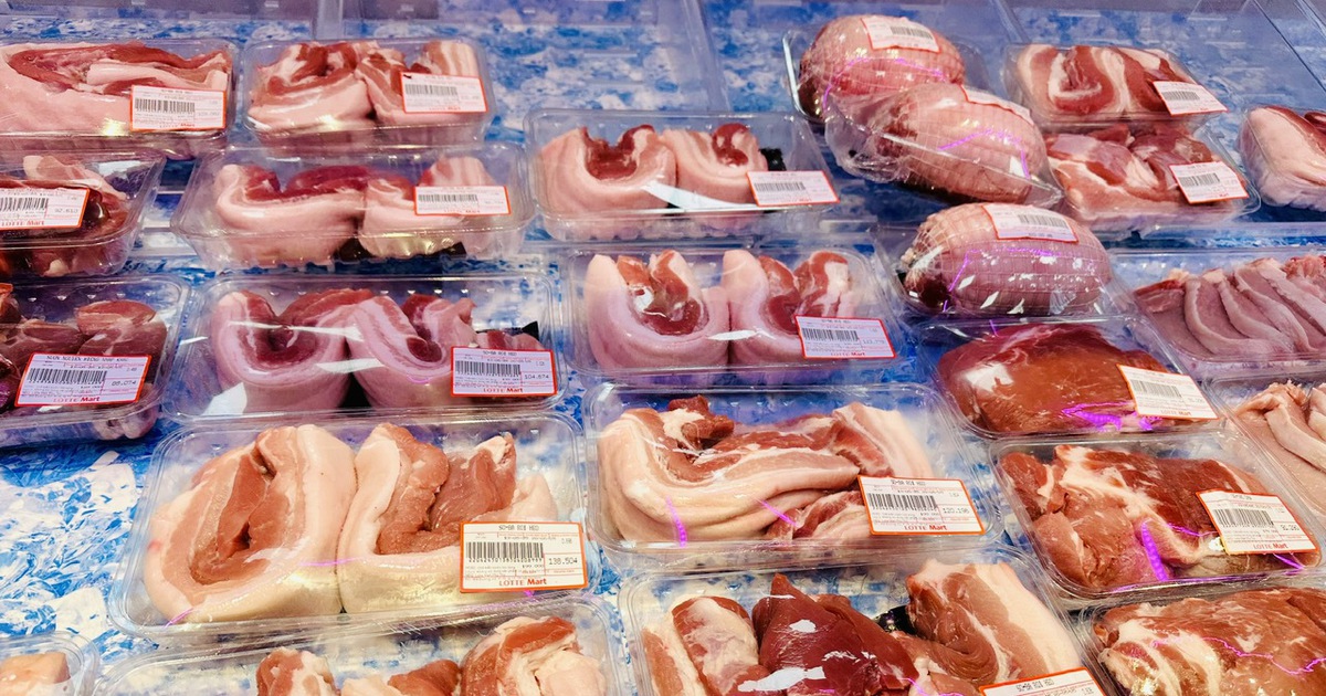Giá heo hơi hôm nay 24.6.2025: Mất mốc 70.000 đồng/kg
