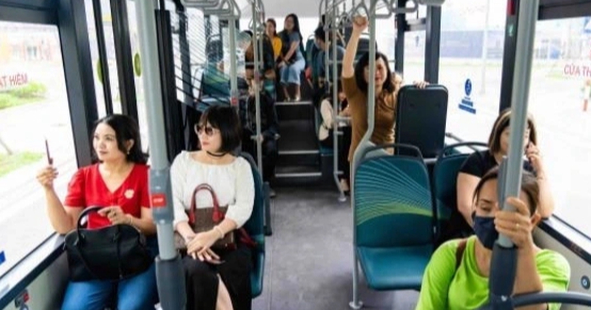 Mở tuyến xe buýt điện Cảng hàng không Phù Cát - Trung tâm TP.Quy Nhơn