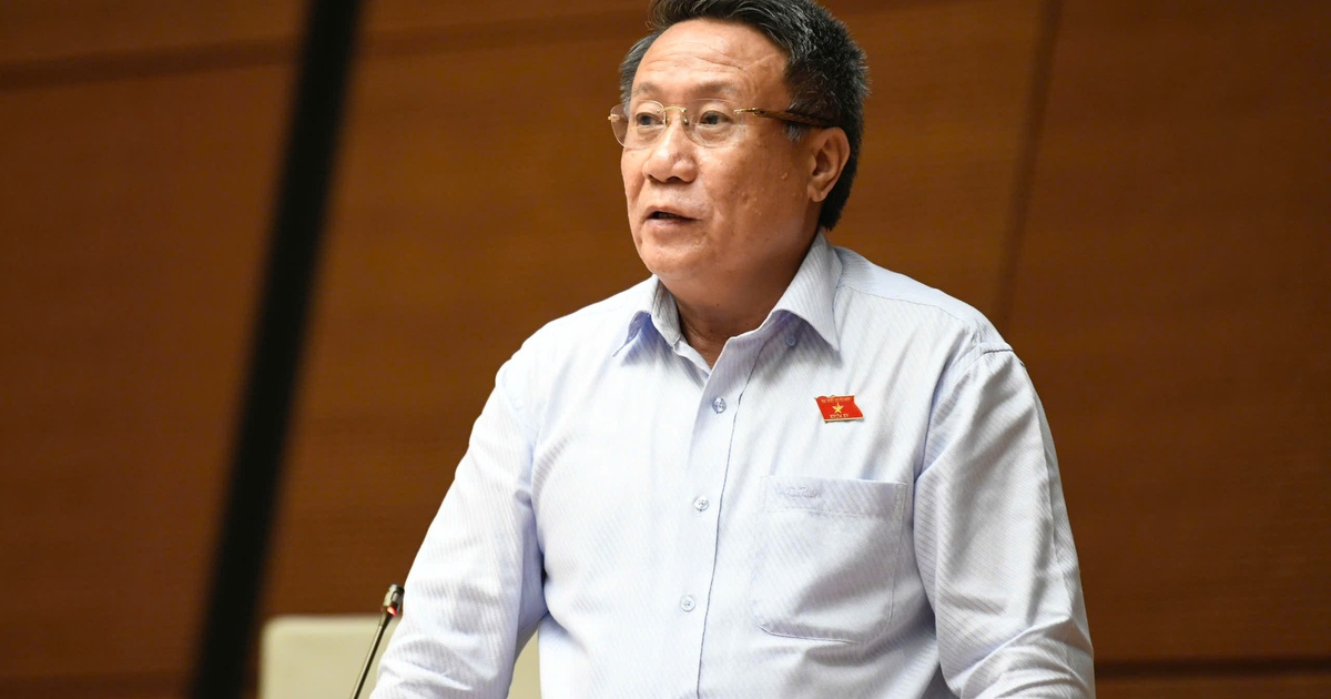 'Khẩn cấp mà phải trình, họp, xin thì coi như xong rồi'