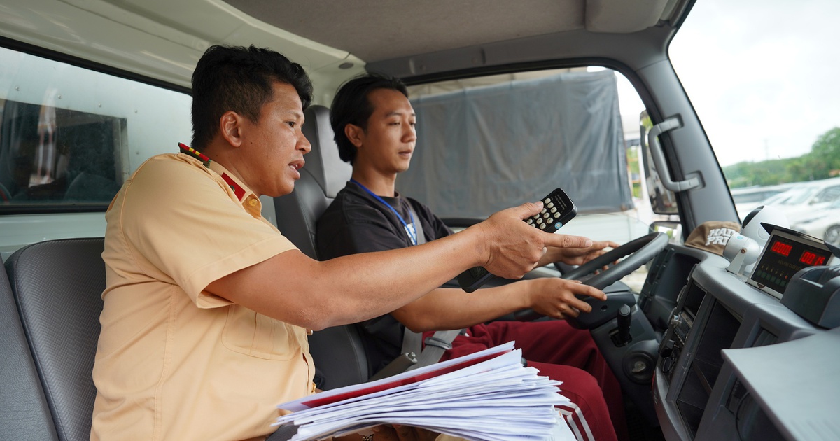 CSGT siết quản lý: Người chưa nộp phạt giao thông không được cấp bằng lái xe