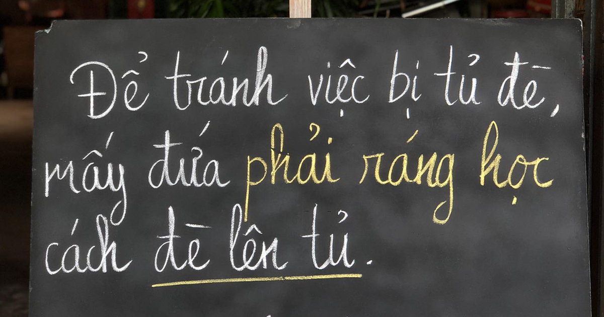 Quán cà phê miền Tây gây bão mạng với bảng thông báo 'mặn mà' có 1-0-2