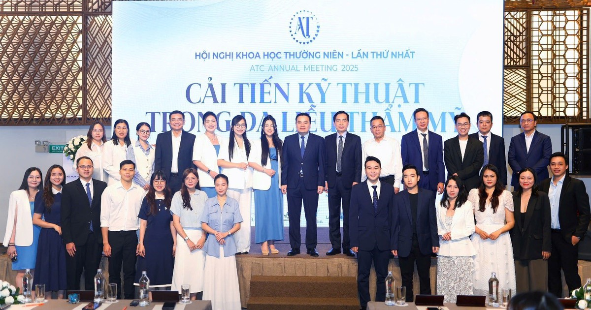 200 bác sĩ, nhân viên y tế tham dự hội nghị khoa học Ánh Tú Clinic 2025