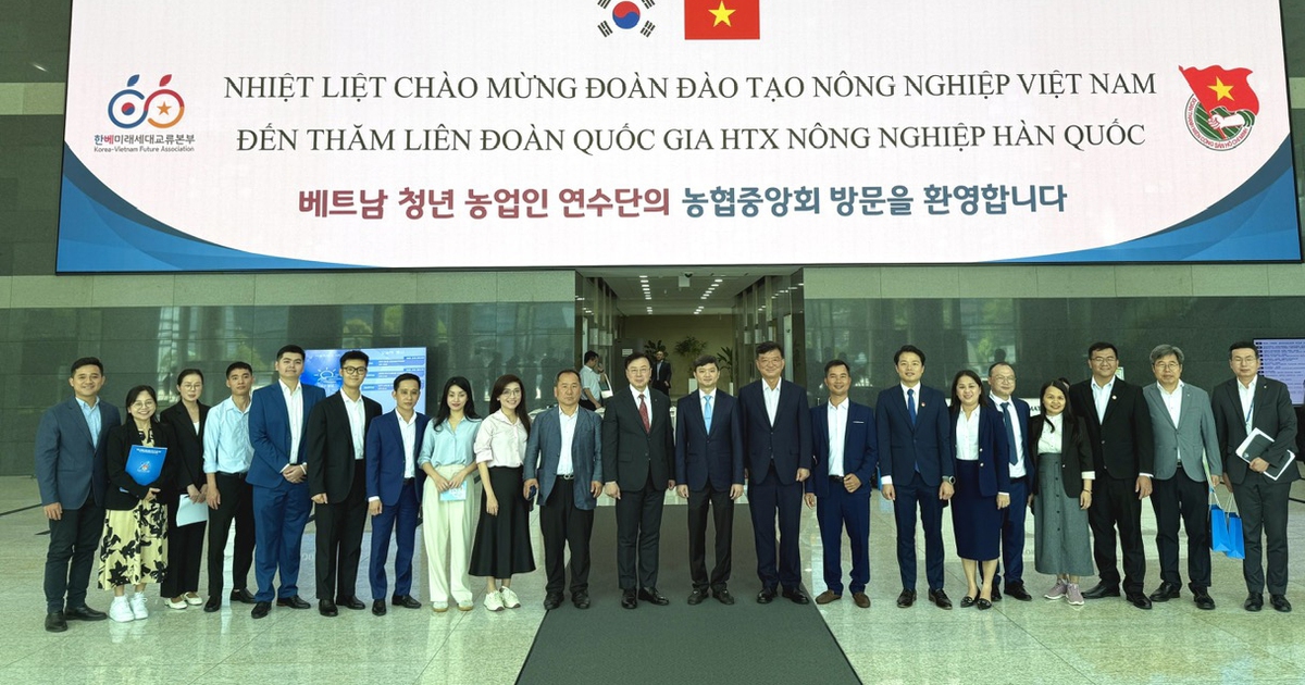 Anh Nguyễn Minh Triết thăm và làm việc tại Hàn Quốc