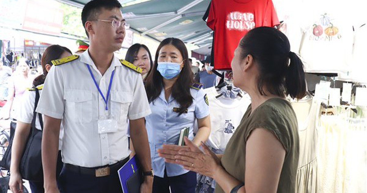 352 công chức thường trực hỗ trợ người nộp thuế Hà Nội