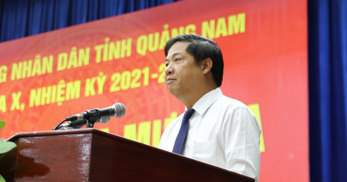 'Bố trí cán bộ vẫn còn tâm lý người của anh, người của tôi'