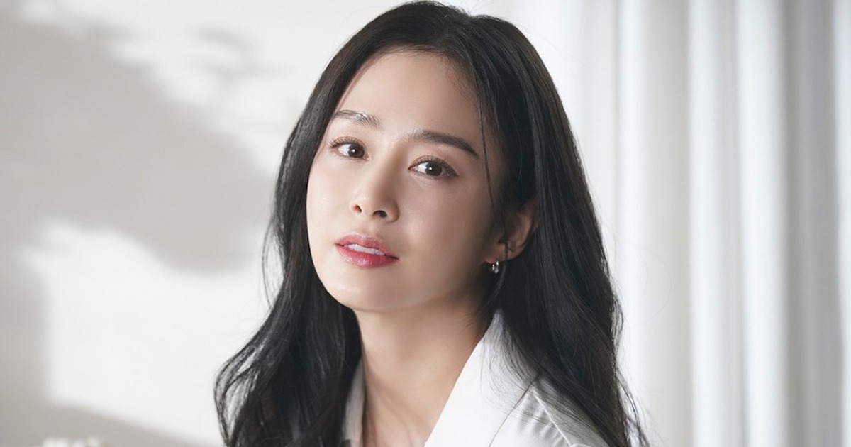 Kim Tae Hee chấp nhận chuyện già đi ở tuổi 45