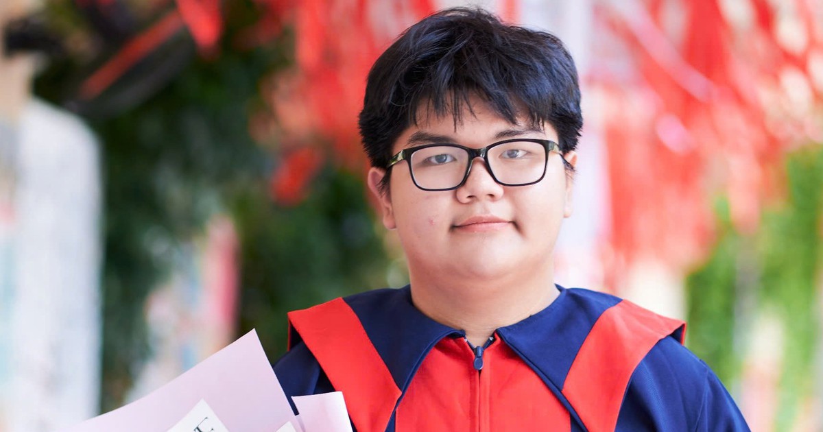 Á khoa thi lớp 10 TP.HCM sở hữu loạt giải thưởng, muốn làm giáo viên toán