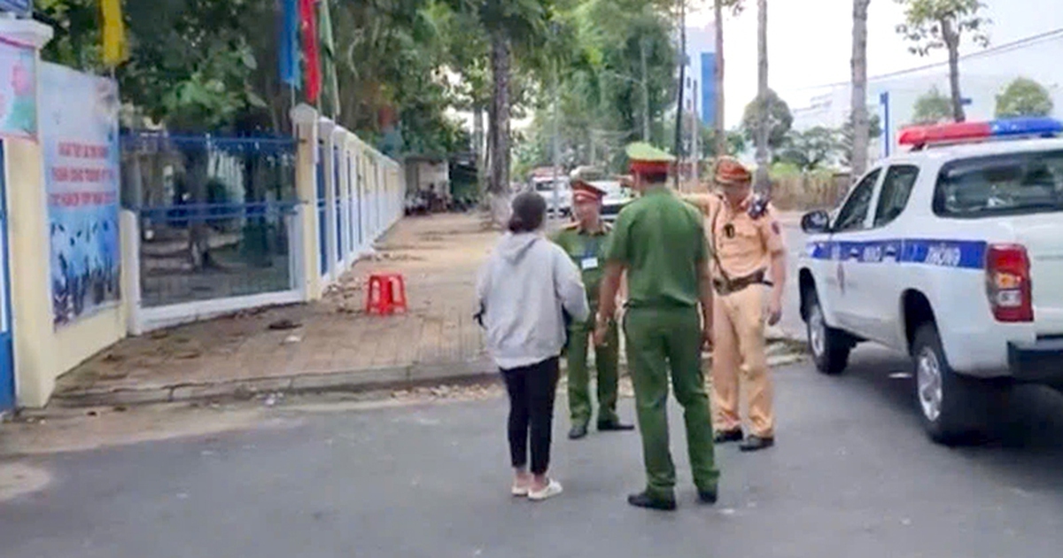 Thi tốt nghiệp THPT 2025: Thí sinh đi nhầm điểm thi cách 30 km