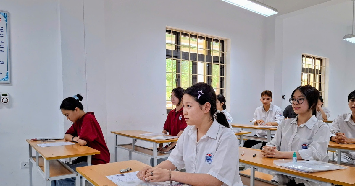 Giáo viên văn tấm tắc khen đề hay