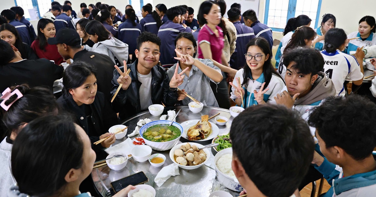Một điểm thi ở Lâm Đồng phục vụ thí sinh ăn ngày 3 bữa