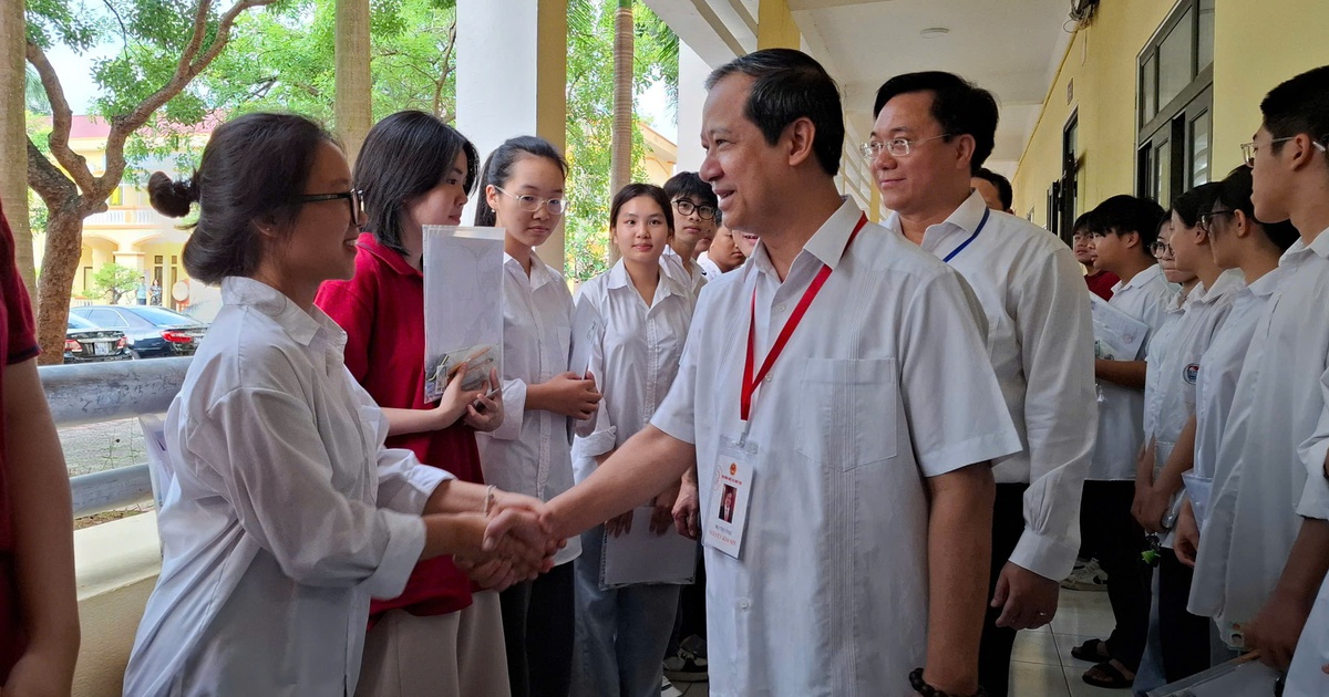 Sáng nay, hơn 1,1 triệu thí sinh dự kỳ thi tốt nghiệp THPT 'đặc biệt'