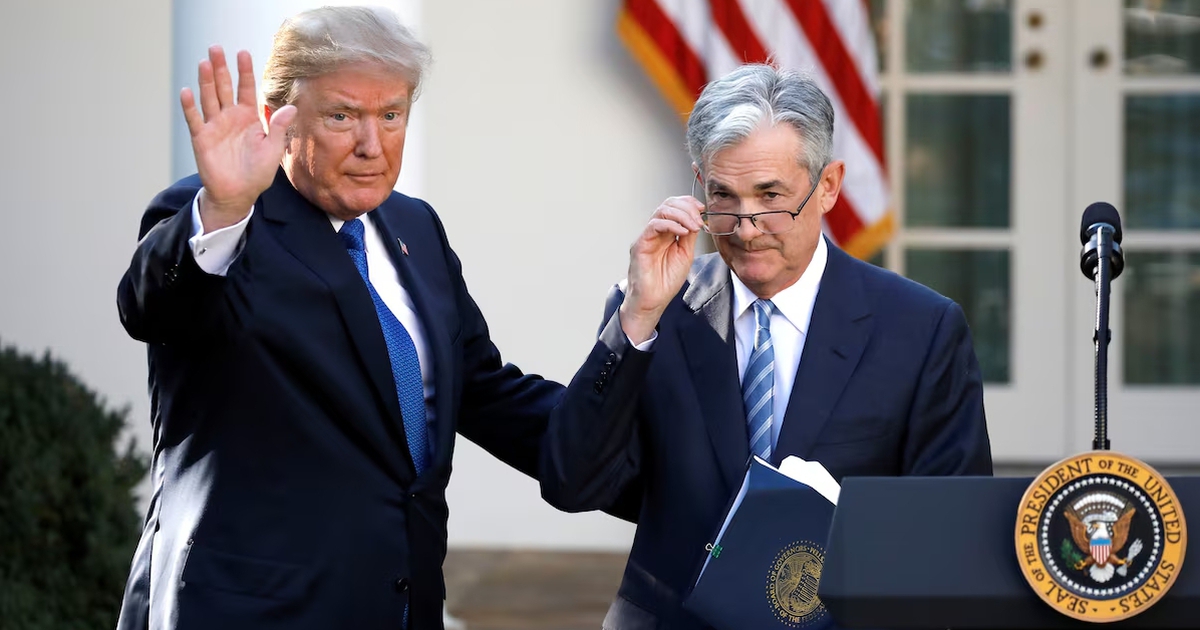Ông Trump ám chỉ sa thải Chủ tịch Fed