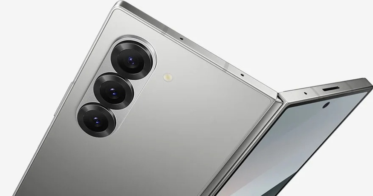Toàn bộ thiết kế và 3 màu sắc của Galaxy Z Fold7 lộ diện