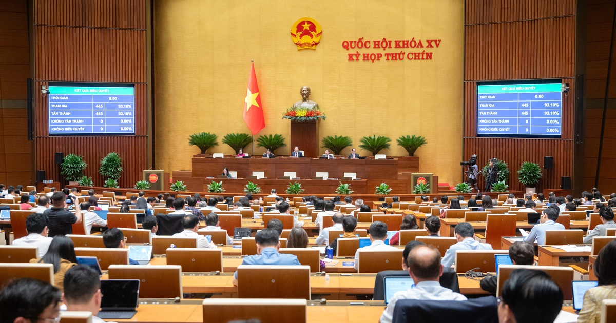 Chính thức miễn học phí học sinh công lập, hỗ trợ học phí dân lập, tư thục